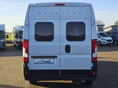 Bild 5 Bürstner Papillon PC 6.0 **auf dem Hof***