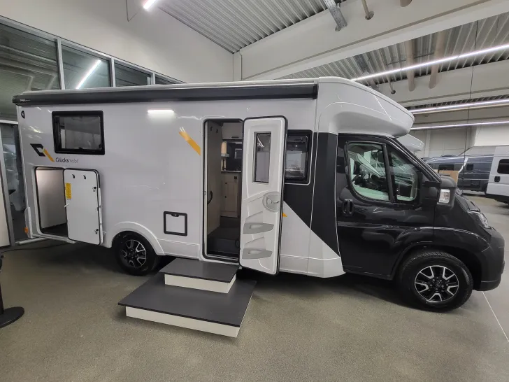 Fahrzeugbild Glücksmobil S-SERIE 72 DL #3