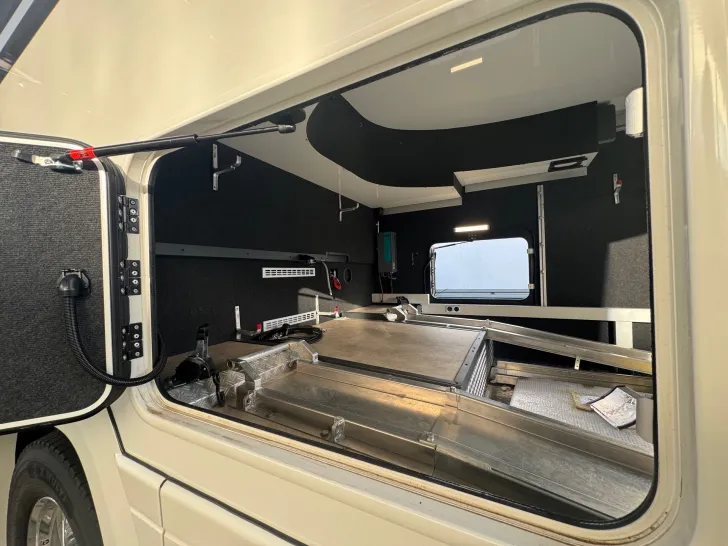 Fahrzeugbild Concorde Liner 990 GI Garagenausführung Smart-PKW #19