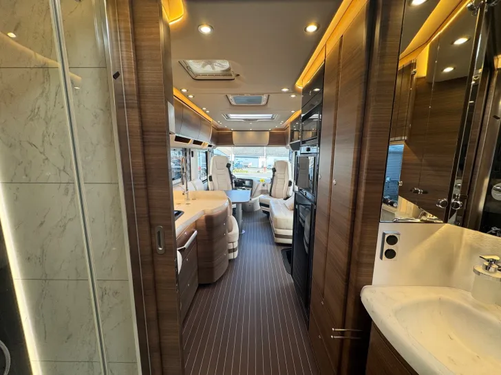 Fahrzeugbild Concorde Liner 990 GI Garagenausführung Smart-PKW #16