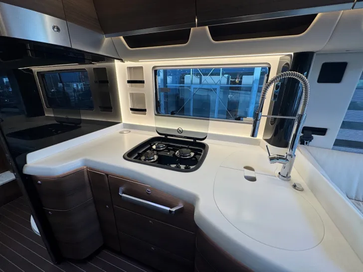 Fahrzeugbild Concorde Liner 990 GI Garagenausführung Smart-PKW #12