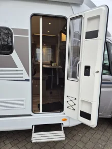 Fahrzeugbild Carado T135 pro+ *Hubbett*Combi-6E*Automatik* #8