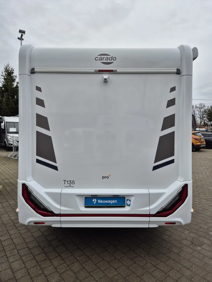 Fahrzeugbild Carado T135 pro+ *Hubbett*Combi-6E*Automatik* #41