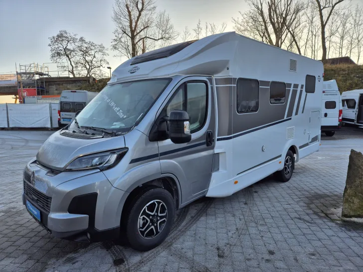 Fahrzeugbild Carado T 328 pro+ *Solar*Fahrradträger*Bettenumbau*TV* #5