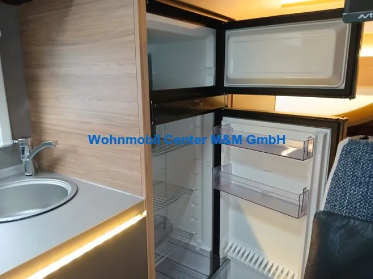 Fahrzeugbild Weinsberg CaraHome 650 DG 2025 TV LTE LiFePO4 #9