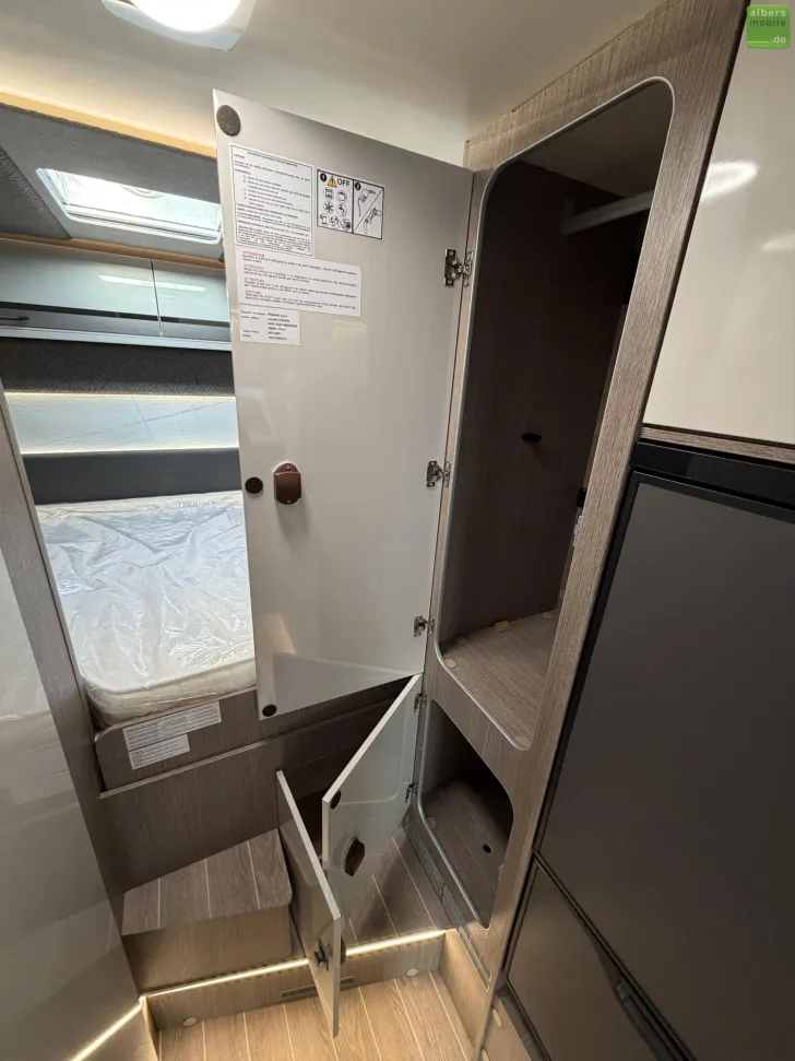 Fahrzeugbild Roller Team Zefiro 295 TL TV WiFi 2xLithium 400W Solar 2026 #27