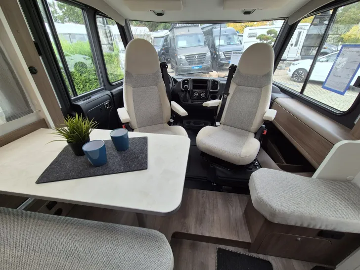 Fahrzeugbild Carado I338 pro+ *Automatik* #18