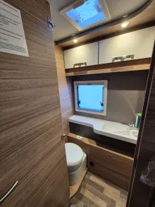 Fahrzeugbild Weinsberg CaraCore 700 MEG *DuoControl* #24