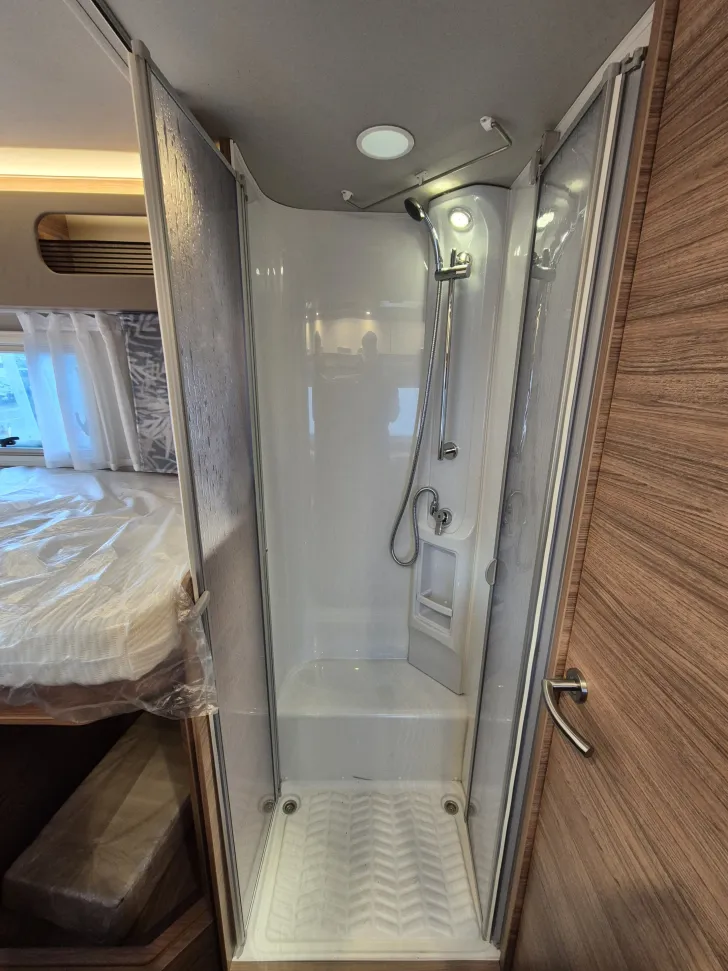 Fahrzeugbild Weinsberg CaraCore 700 MEG *DuoControl* #26