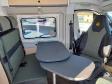 Fahrzeugbild Sunlight Cliff X 640 Automatik + Schwenkbad + Skyroof #8