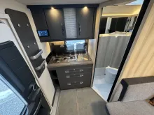 Fahrzeugbild Hobby De Luxe 460 SFf Autark, Teppich, Dusche #6