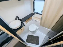 Fahrzeugbild Hobby De Luxe 460 SL AUFLASTUNG, FT, AUTARKPAKET #12