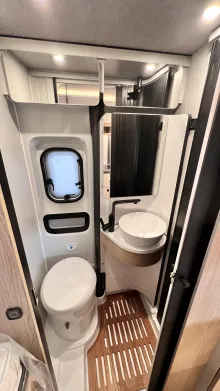 Fahrzeugbild Hobby OnTour Van 640 ET - Lithium/Automatik #6