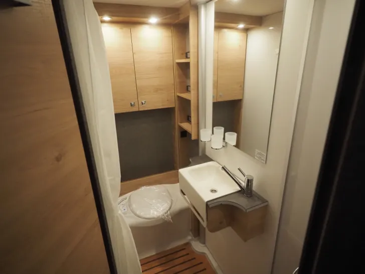 Fahrzeugbild Dethleffs Just Go T 6905, SAT/TV, Isofix, DuoControl, uvm #13