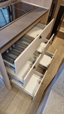 Fahrzeugbild Hobby OnTour C 680 GE - Automatik #9