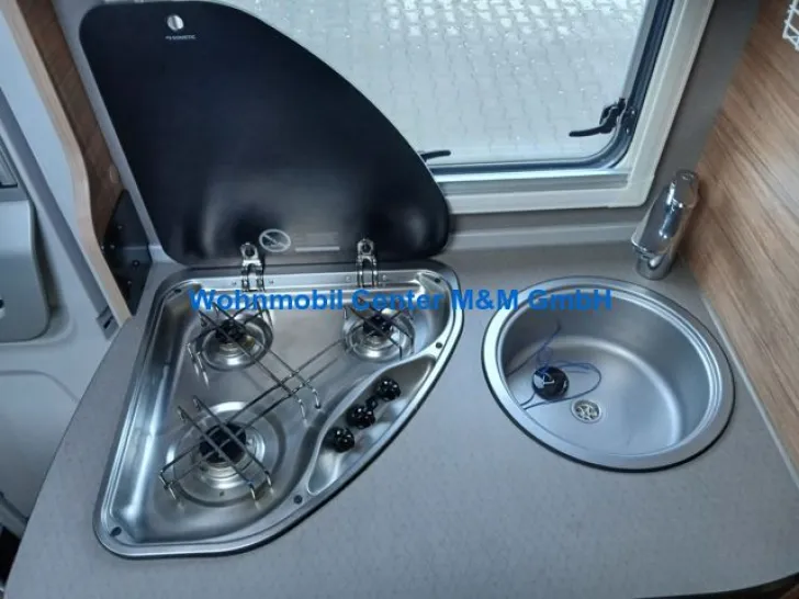 Fahrzeugbild Weinsberg CaraCompact Edition Pepper 600MF  Automatik AHK #6