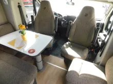 Fahrzeugbild Dethleffs Trend T 6817 EB Winterpaket, Hubbett, 8G-Automat #7