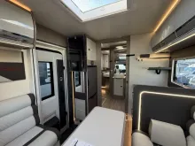 Fahrzeugbild Roller Team Zefiro Power Edition 266 P 180PS 4400kg TV WIFI #10