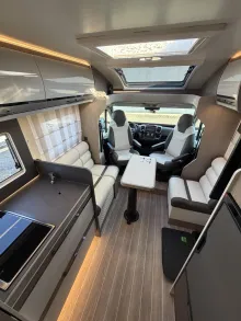 Fahrzeugbild Roller Team Zefiro Power Edition 266 P 180PS 4400kg TV WIFI #25