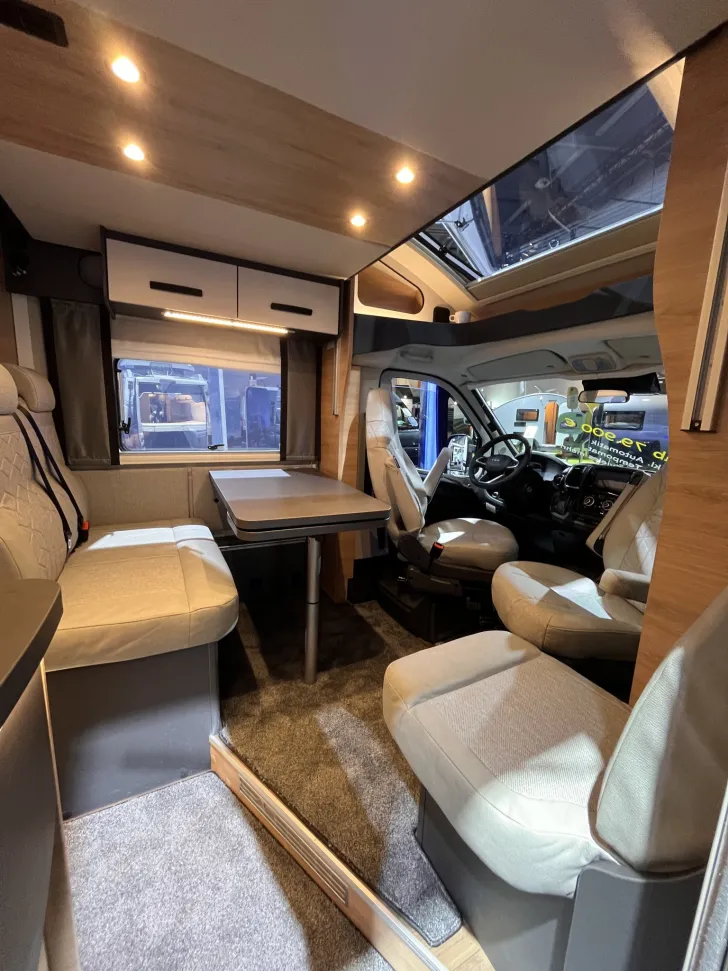 Fahrzeugbild Knaus L!VE / LIVE Wave 650 MEG *Black-Selection* #10