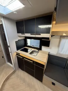 Fahrzeugbild Challenger Teilintegriert Graphite Edition 260 Drive 4100kg #12