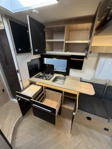 Fahrzeugbild Challenger Teilintegriert Graphite Edition 260 Drive 4100kg #13