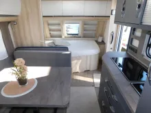 Fahrzeugbild Hobby De Luxe 545 KMF Combi6E, 2T, Fahrradträger #9