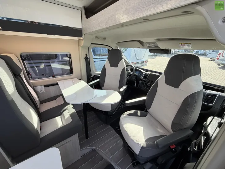 Fahrzeugbild Roller Team Livingstone GO K2 Solar Extra Safety ACC 2026 #10