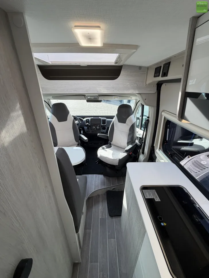 Fahrzeugbild Roller Team Livingstone GO K2 Solar Extra Safety ACC 2026 #25