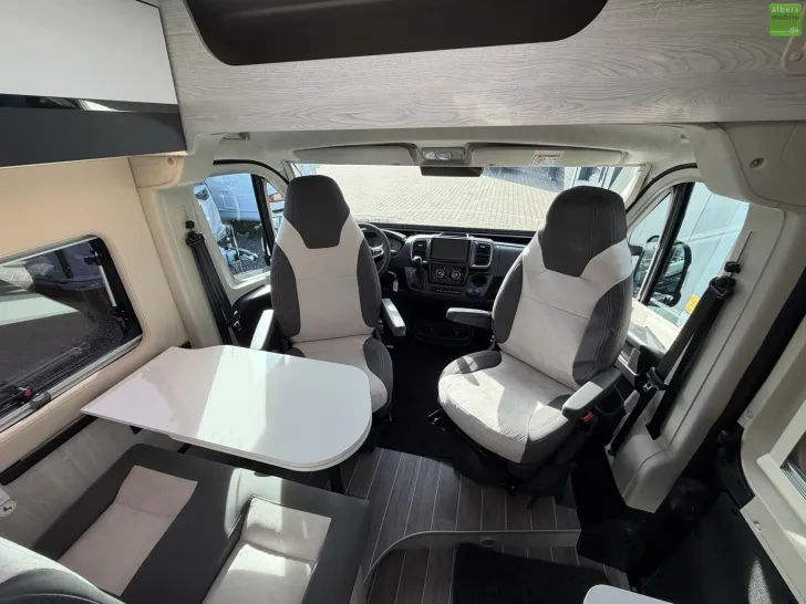 Fahrzeugbild Roller Team Livingstone GO K2 Solar Extra Safety ACC 2026 #26