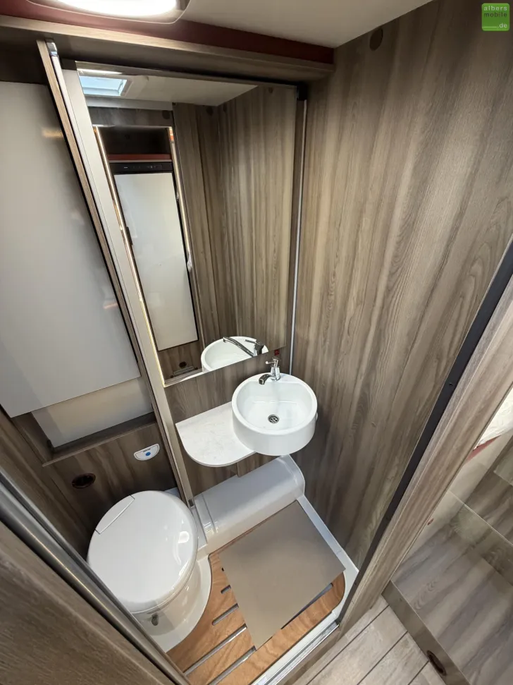 Fahrzeugbild Roller Team Kronos 285 TL Winter ACC Heavy Einzelbetten 2026 #17