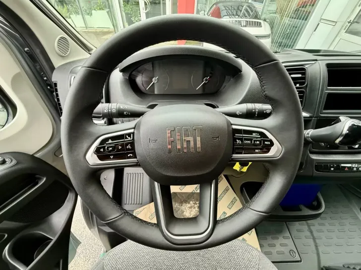 Fahrzeugbild Carado VAN 337 #10