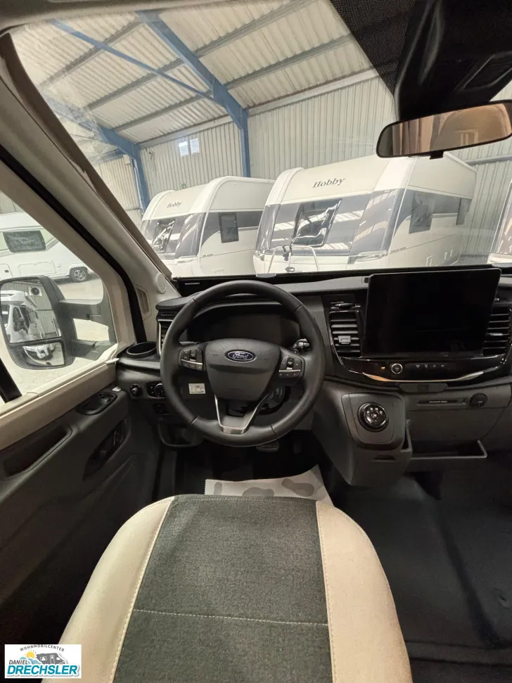 Fahrzeugbild Challenger 287 Graphite Edition #8