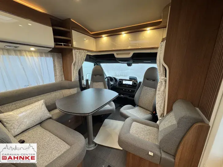 Fahrzeugbild Carthago C1-tourer T 143 KB-LE comfort 4.2t 35 Jahre Edt! ! - 16.035,- € ! #10