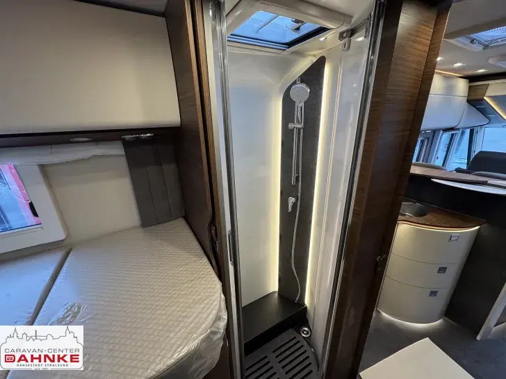 Fahrzeugbild Carthago chic c-line I 4.9 LE 35 Jahre Edition - 25.000,- € #13