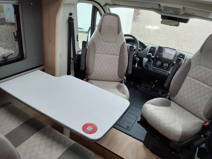 Fahrzeugbild Dethleffs Globebus Camp Active T 4 ACC, 8G-Autom., 2. RFK #7