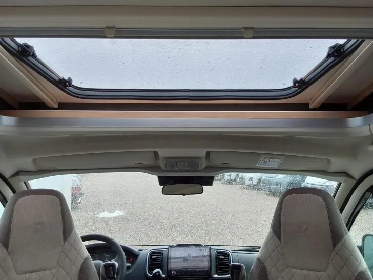 Fahrzeugbild Dethleffs Globebus Camp Active T 4 ACC, 8G-Autom., 2. RFK #8