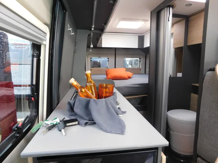 Fahrzeugbild Dethleffs Globetrail 75K 640 ES 8G-Automatik, Combi 6DE #11