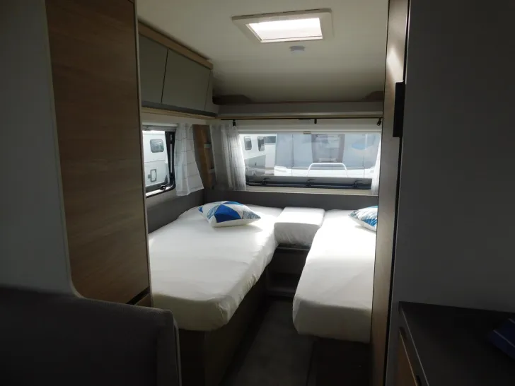 Fahrzeugbild Dethleffs Nomad 490 EST ATC+Duo-Control+Bugfenster+1800g #16