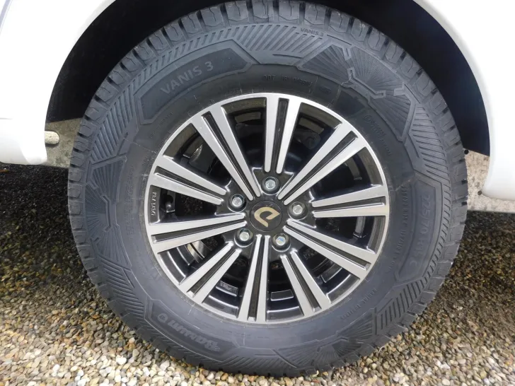 Fahrzeugbild Dethleffs Camper 540 QMK Dusch-&Sicherheitspaket, 2T-Achse #7