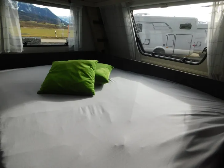 Fahrzeugbild Dethleffs Camper 540 QMK Dusch-&Sicherheitspaket, 2T-Achse #8