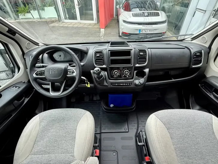 Fahrzeugbild Carado CV 600 PRO #12