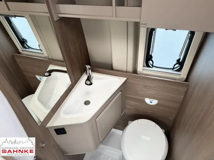 Fahrzeugbild Carado CV 540 Entry Markise, NAVI / Radio & RFK #8