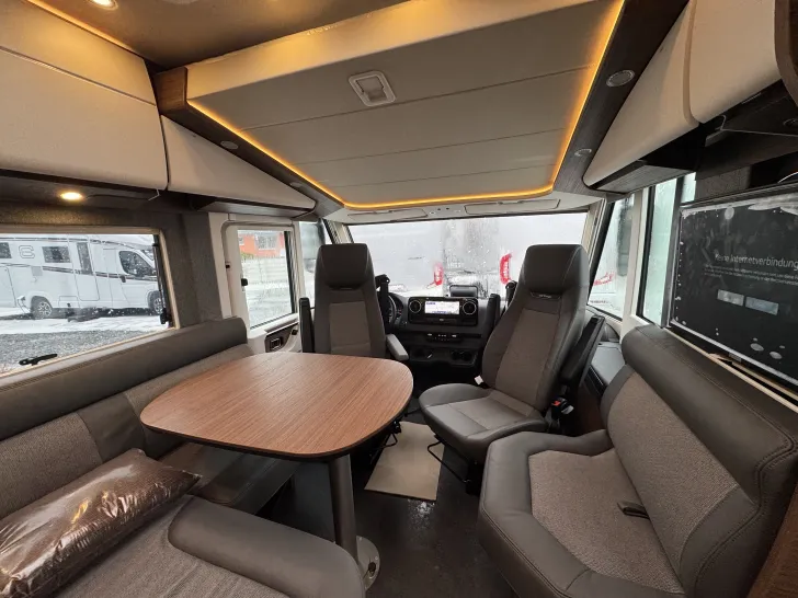 Fahrzeugbild Carthago chic c-line I 4.9 LE #4