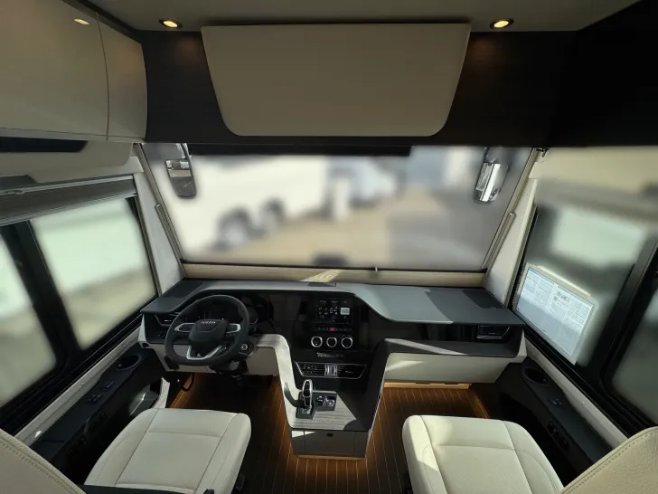 Fahrzeugbild Concorde Carver 790 LI GSRII*Hubstütze*Solar #10