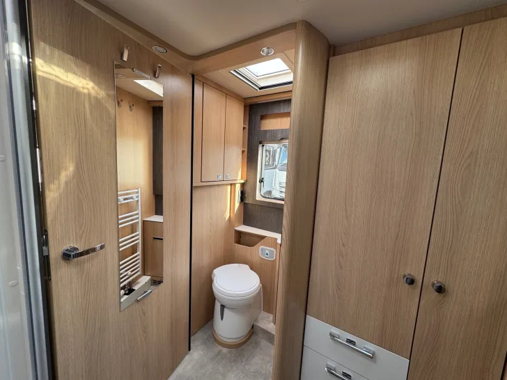 Fahrzeugbild Hymer B-Klasse ML I 880 BlackLine Arktis Paket #14