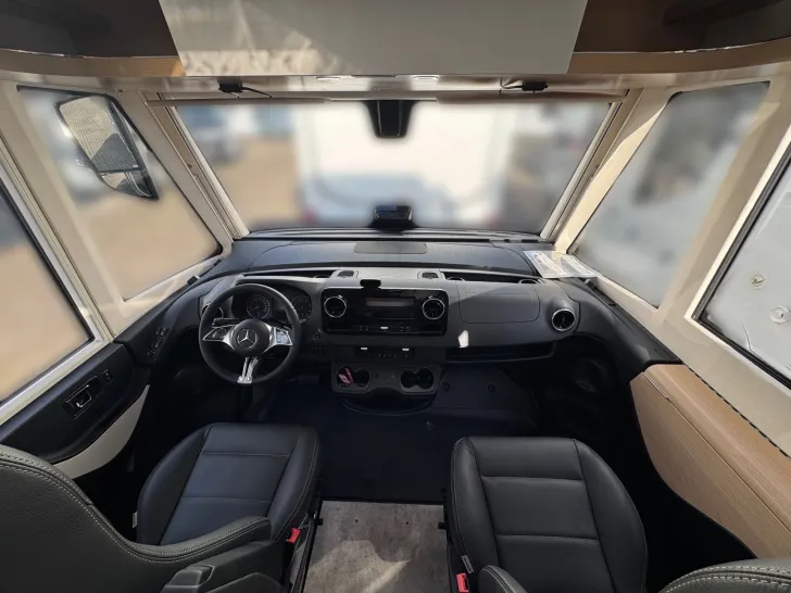 Fahrzeugbild Hymer B-Klasse ML I 880 BlackLine Arktis Paket #8