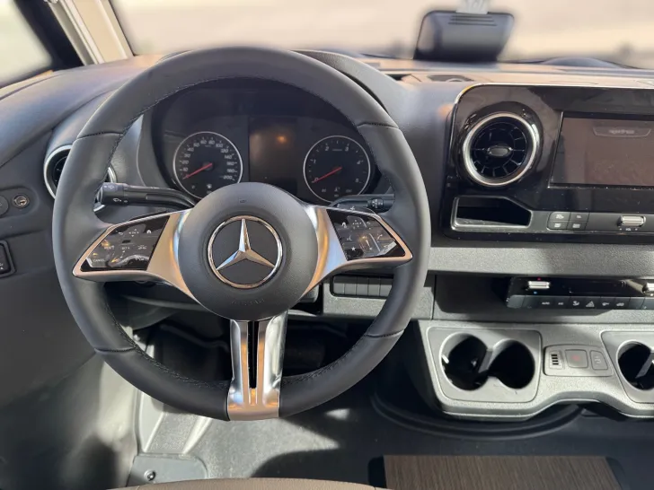 Fahrzeugbild Carthago C2-tourer I 145 RB-LE comfort 4.2t MB*Automatik*170PS #7