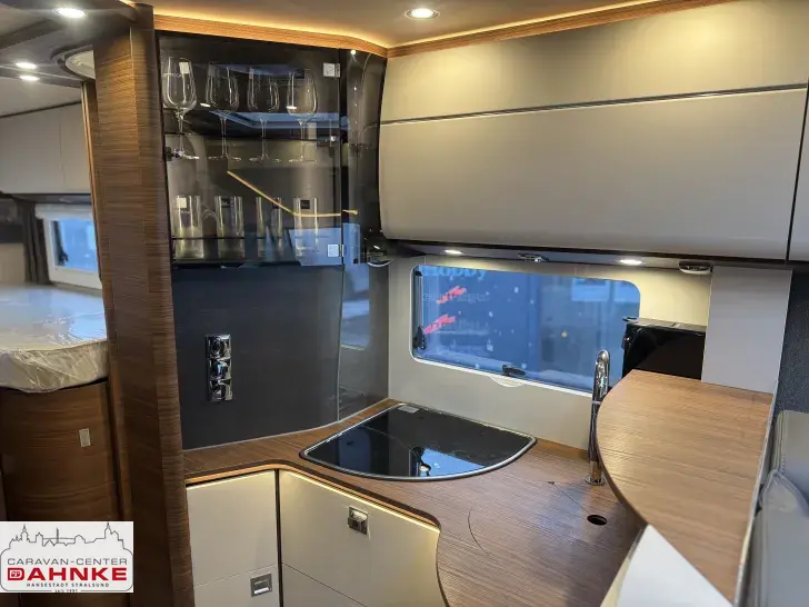 Fahrzeugbild Carthago chic c-line I 4.9 LE 35 Jahre Edt. ! - 25.244,-€! #16