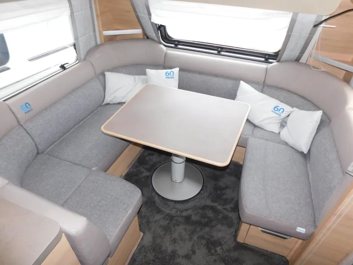 Fahrzeugbild Knaus Südwind 60 YEARS 650 UX 60-Years, Mover, Markise #10